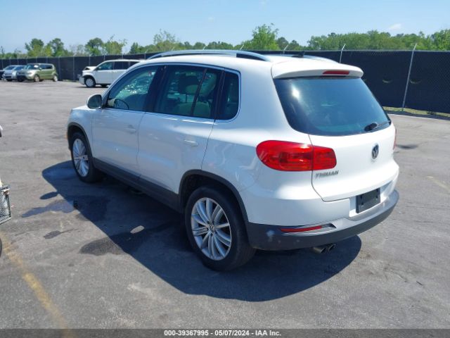 Photo 2 VIN: WVGAV3AX3DW570673 - VOLKSWAGEN TIGUAN 