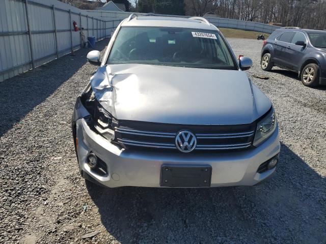 Photo 4 VIN: WVGAV3AX3DW602683 - VOLKSWAGEN TIGUAN 