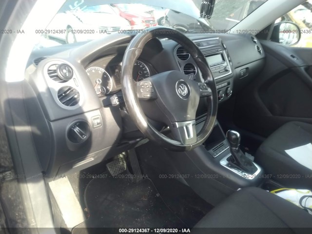 Photo 4 VIN: WVGAV3AX3DW617992 - VOLKSWAGEN TIGUAN 