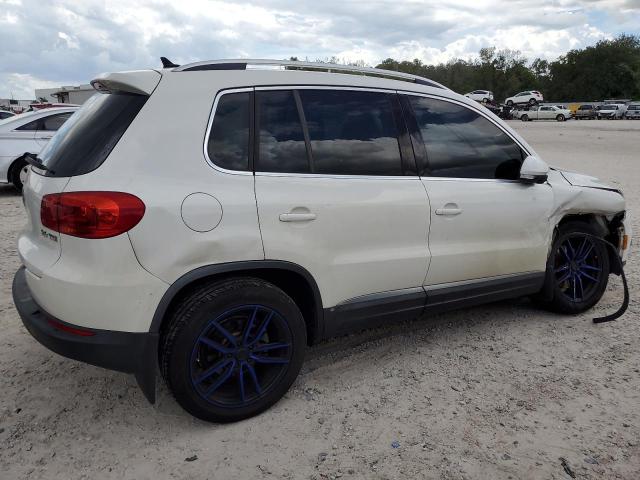 Photo 2 VIN: WVGAV3AX4DW056850 - VOLKSWAGEN TIGUAN S 