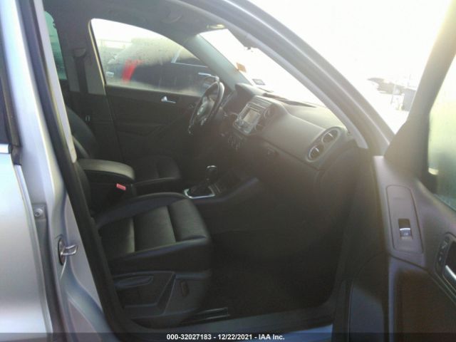 Photo 4 VIN: WVGAV3AX6DW572594 - VOLKSWAGEN TIGUAN 