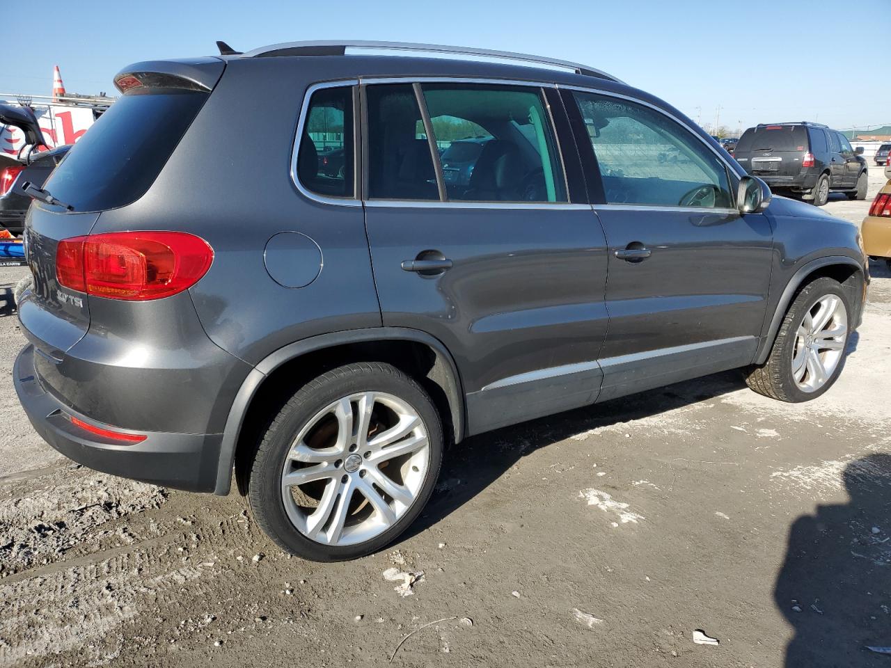 Photo 2 VIN: WVGAV3AX7DW571826 - VOLKSWAGEN TIGUAN 