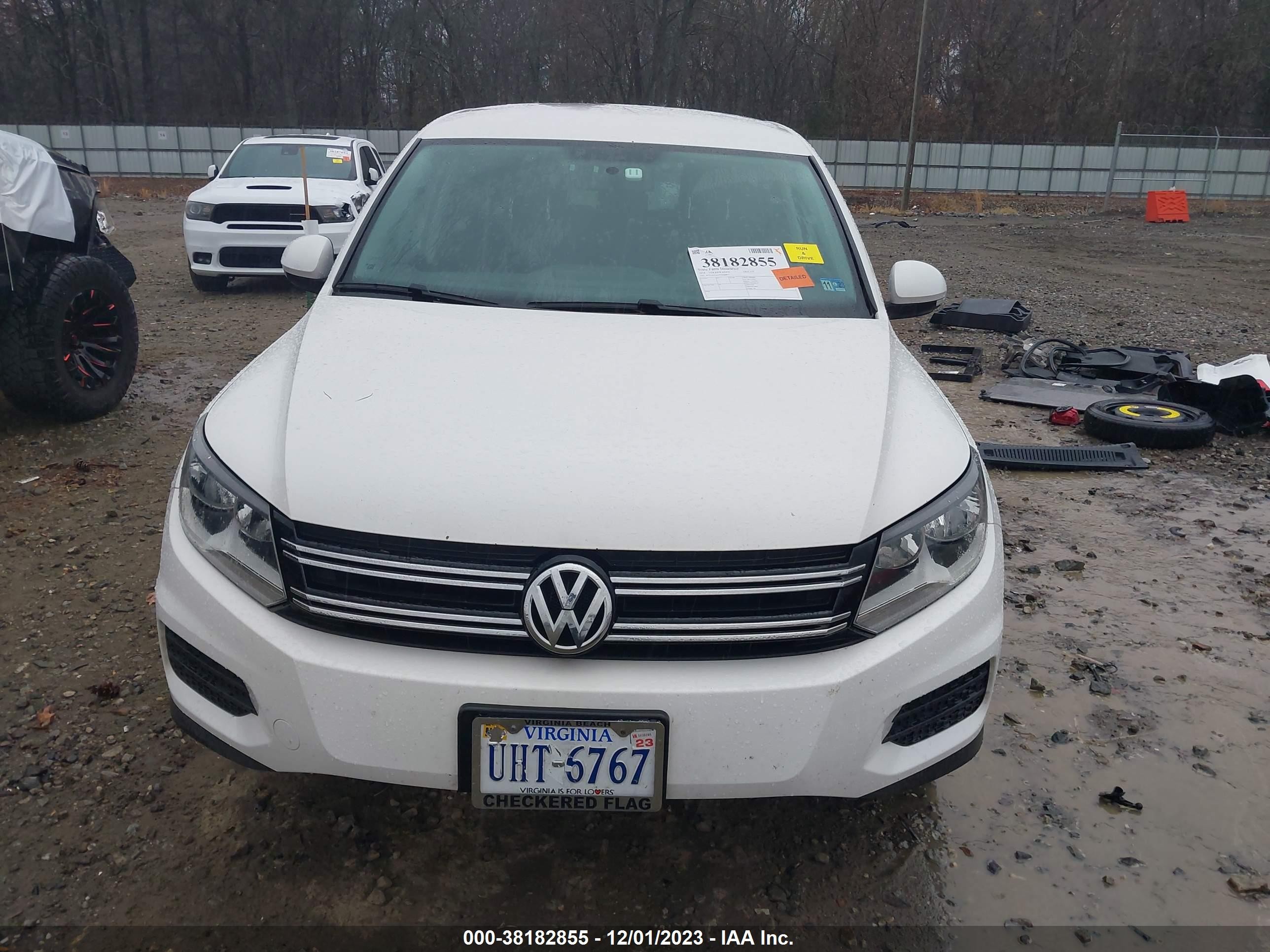 Photo 12 VIN: WVGAV3AX7EW500921 - VOLKSWAGEN TIGUAN 