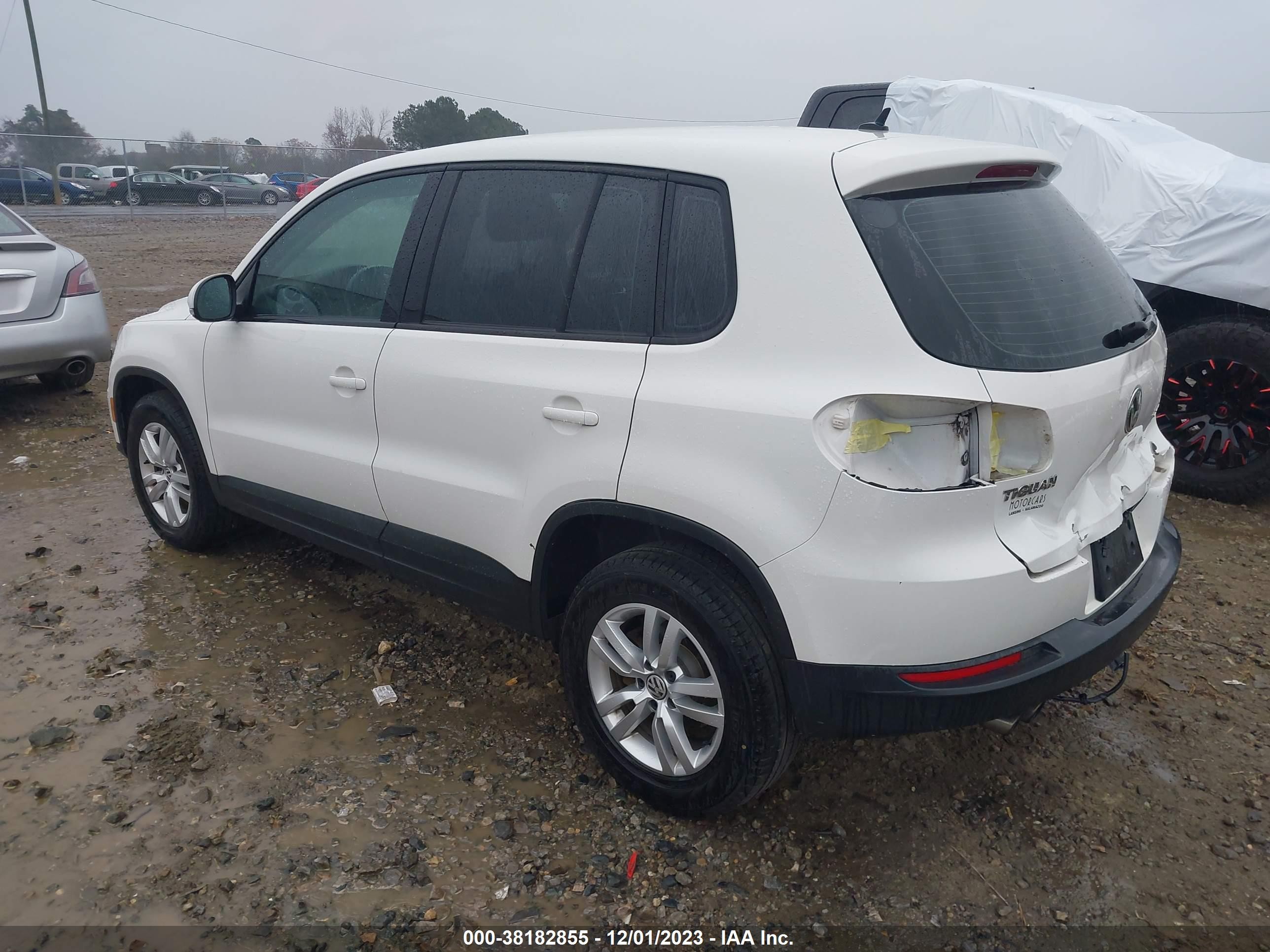 Photo 2 VIN: WVGAV3AX7EW500921 - VOLKSWAGEN TIGUAN 