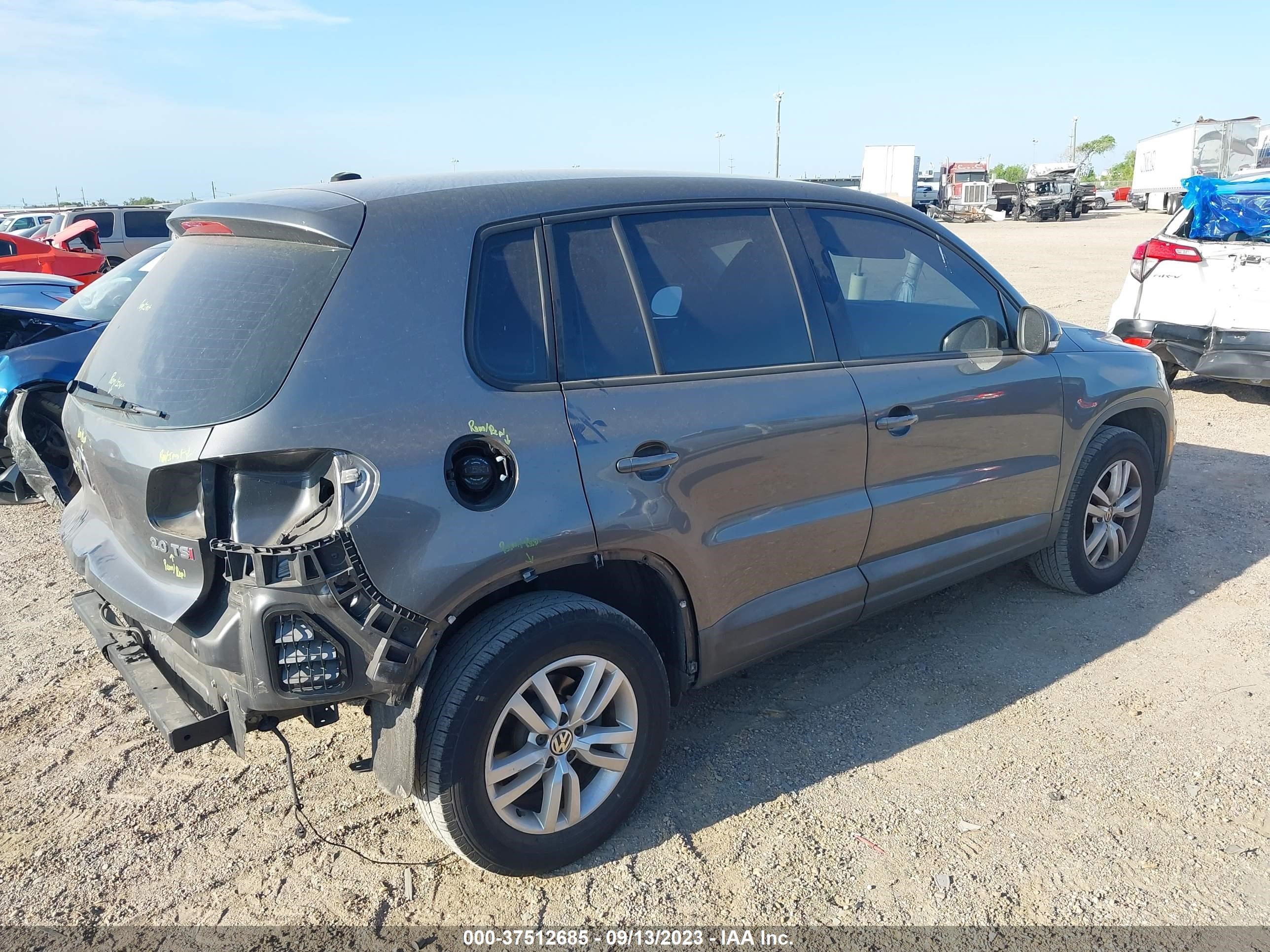 Photo 3 VIN: WVGAV3AX7EW550167 - VOLKSWAGEN TIGUAN 