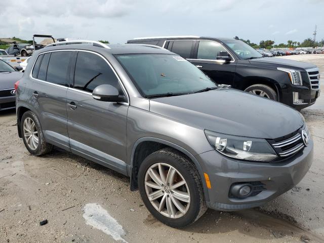 Photo 3 VIN: WVGAV3AX7EW568569 - VOLKSWAGEN TIGUAN 