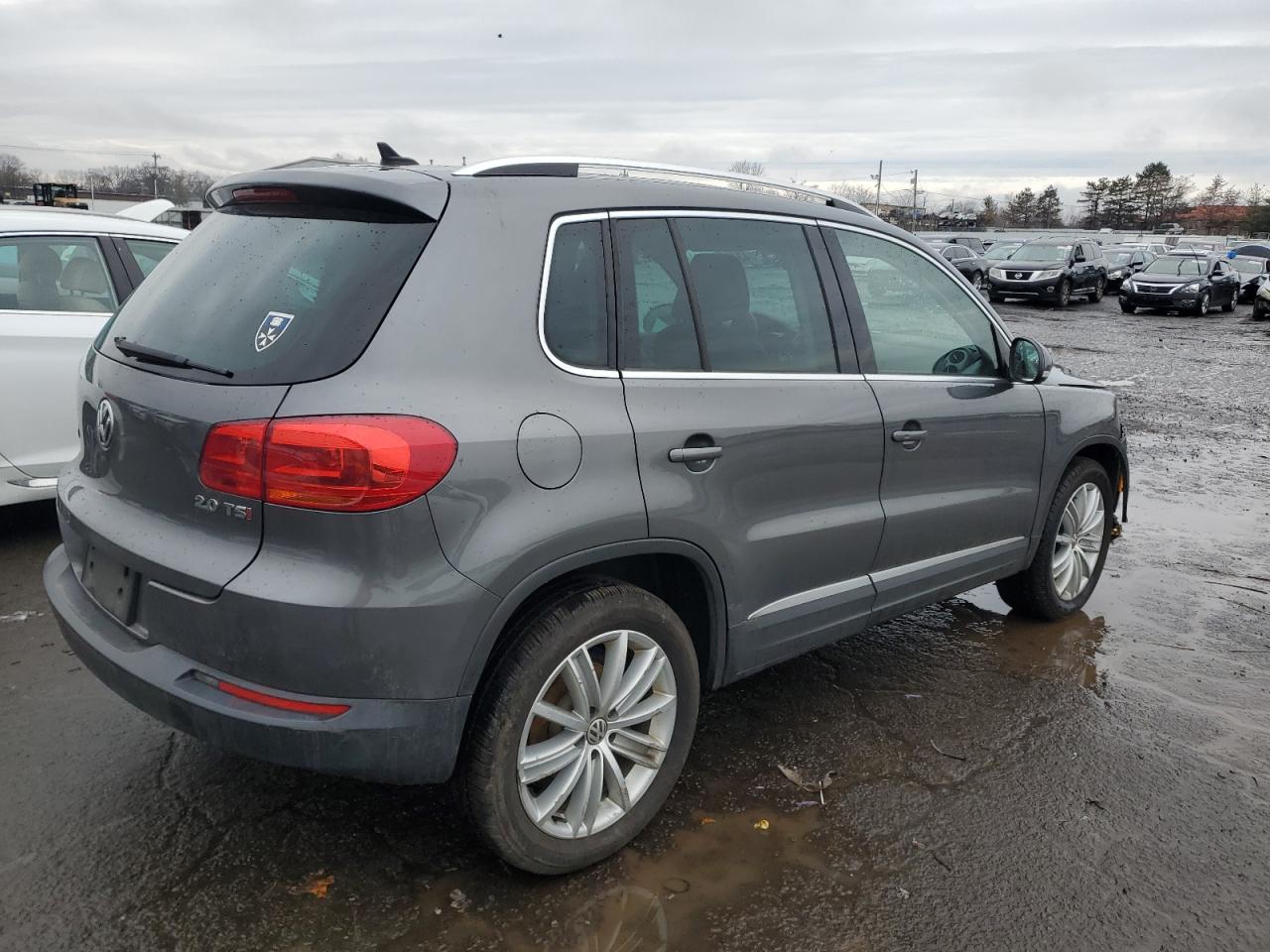 Photo 2 VIN: WVGAV3AX8EW607749 - VOLKSWAGEN TIGUAN 