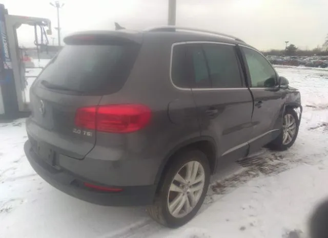 Photo 3 VIN: WVGAV3AX9DW568300 - VOLKSWAGEN TIGUAN 