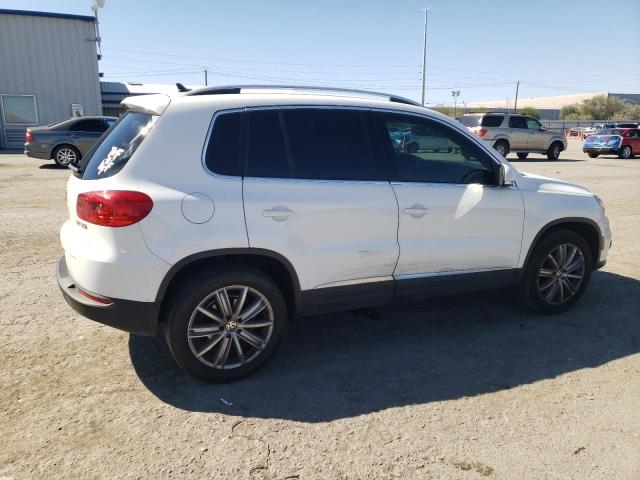 Photo 2 VIN: WVGAV3AX9DW602946 - VOLKSWAGEN TIGUAN S 