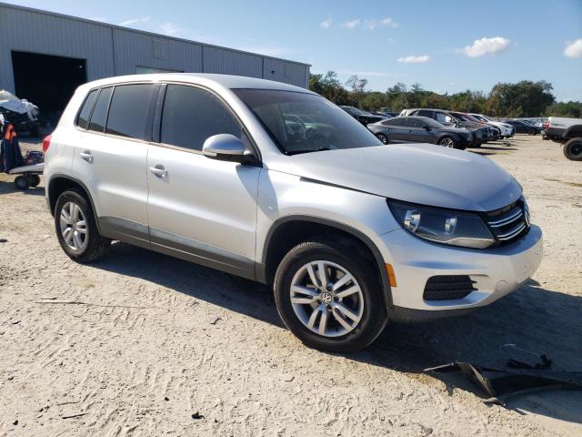 Photo 3 VIN: WVGAV3AX9EW592677 - VOLKSWAGEN TIGUAN 