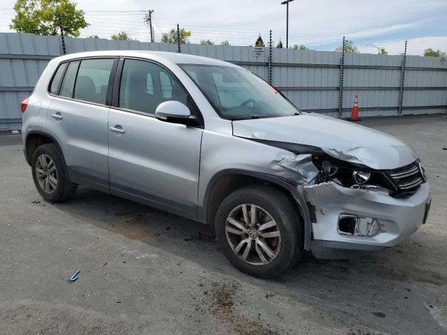 Photo 3 VIN: WVGAV3AXXDW564529 - VOLKSWAGEN TIGUAN 