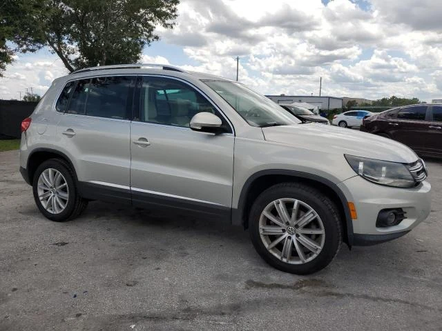 Photo 3 VIN: WVGAV3AXXDW567415 - VOLKSWAGEN TIGUAN S 