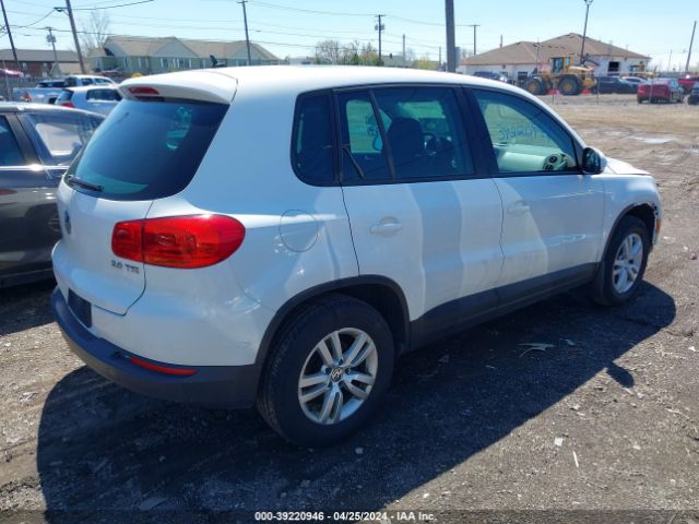 Photo 3 VIN: WVGAV3AXXDW598177 - VOLKSWAGEN TIGUAN 