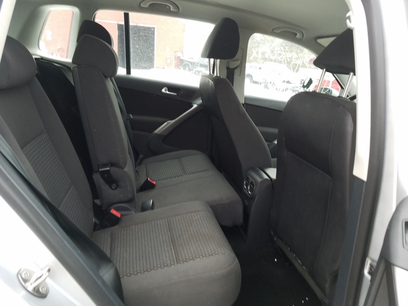 Photo 5 VIN: WVGAV75N19W001327 - VOLKSWAGEN TIGUAN S 