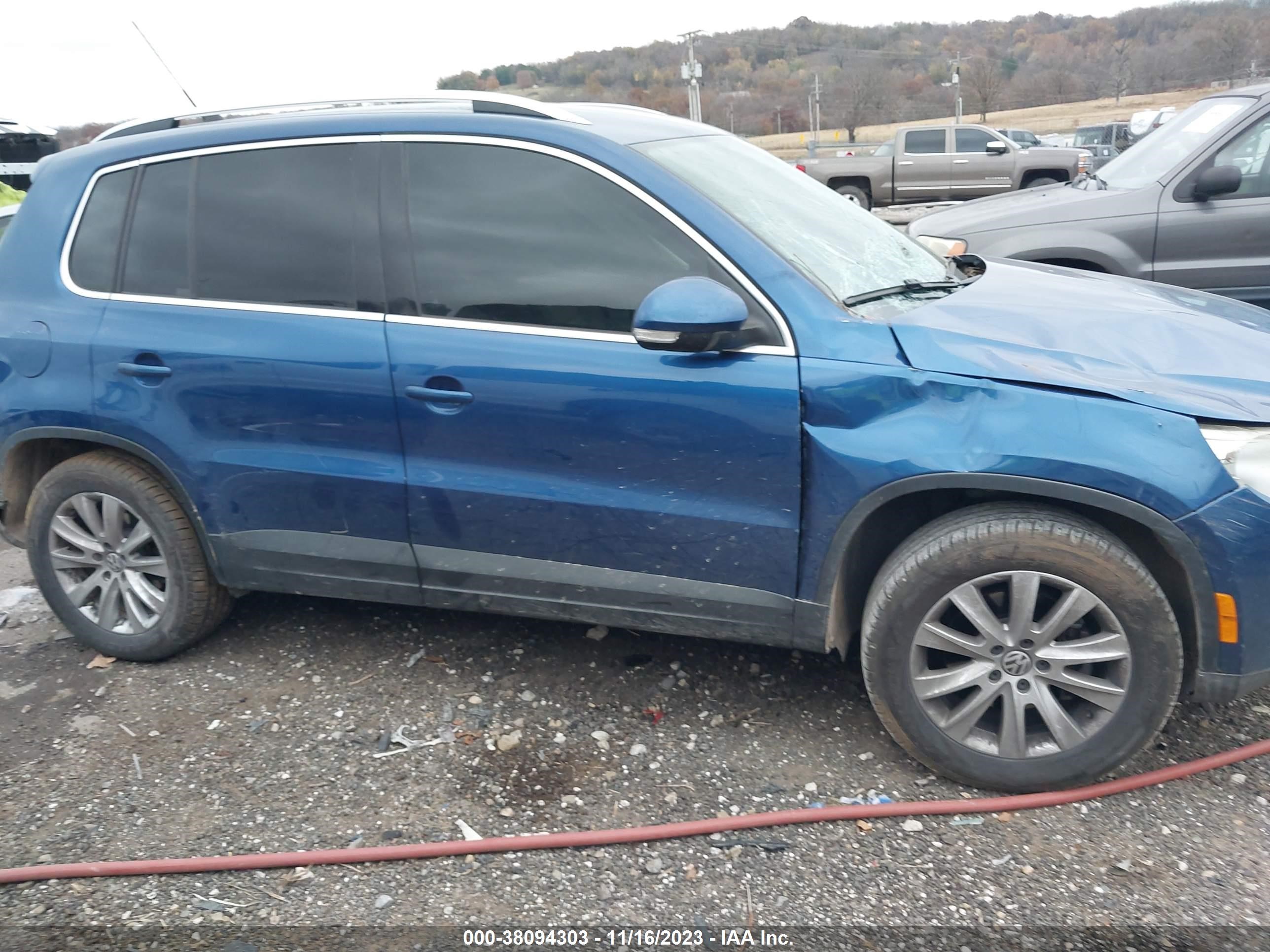 Photo 11 VIN: WVGAV75N89W003706 - VOLKSWAGEN TIGUAN 