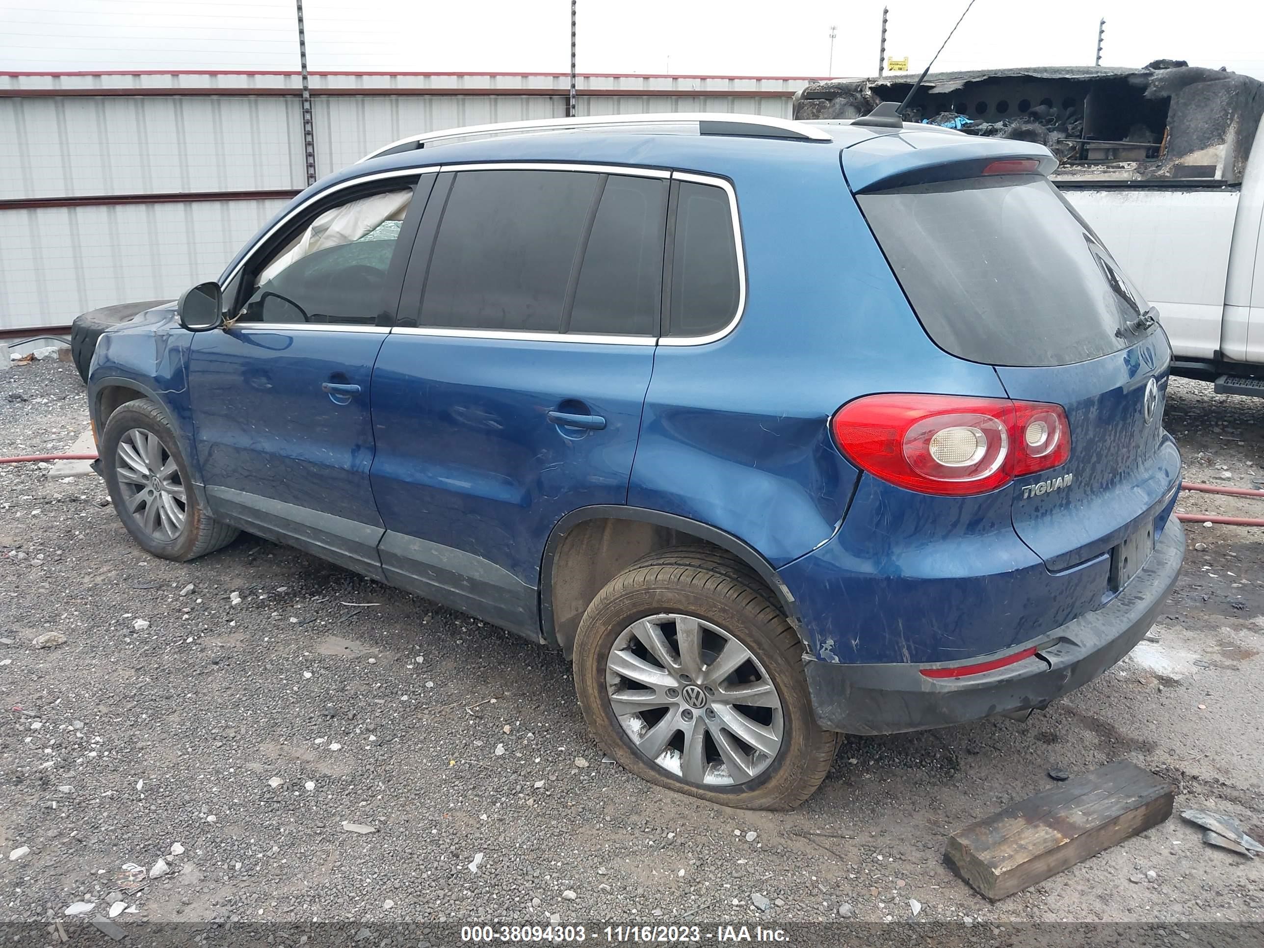 Photo 2 VIN: WVGAV75N89W003706 - VOLKSWAGEN TIGUAN 