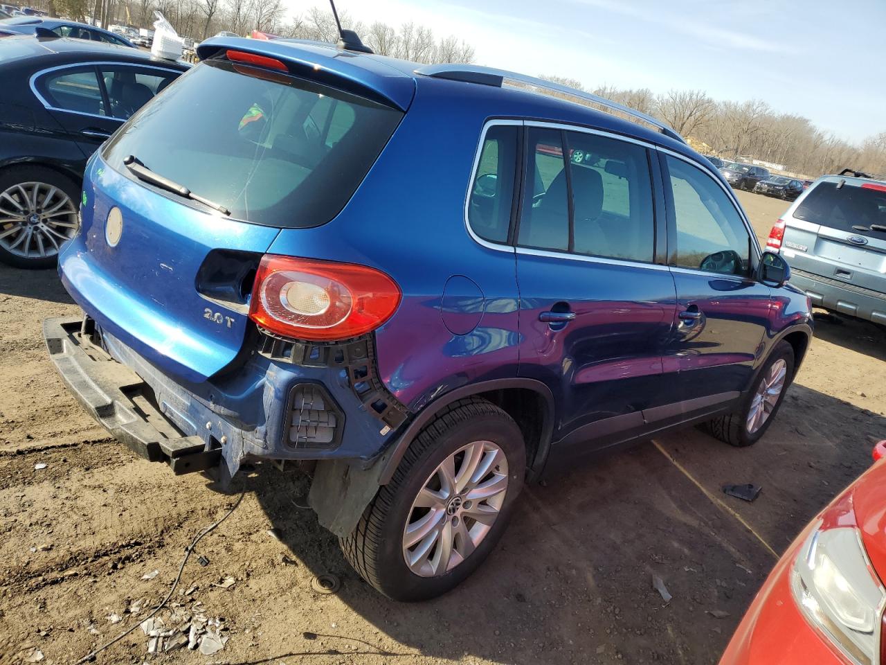 Photo 2 VIN: WVGAV7AX0AW000620 - VOLKSWAGEN TIGUAN 