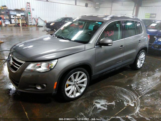 Photo 1 VIN: WVGAV7AX0AW511051 - VOLKSWAGEN TIGUAN 