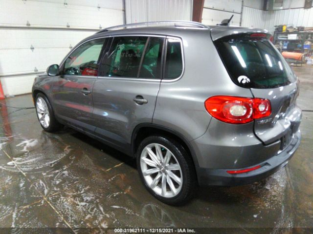 Photo 2 VIN: WVGAV7AX0AW511051 - VOLKSWAGEN TIGUAN 