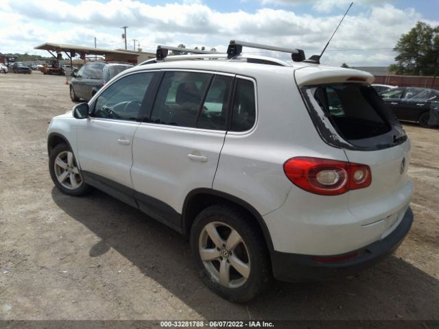 Photo 2 VIN: WVGAV7AX0AW515438 - VOLKSWAGEN TIGUAN 