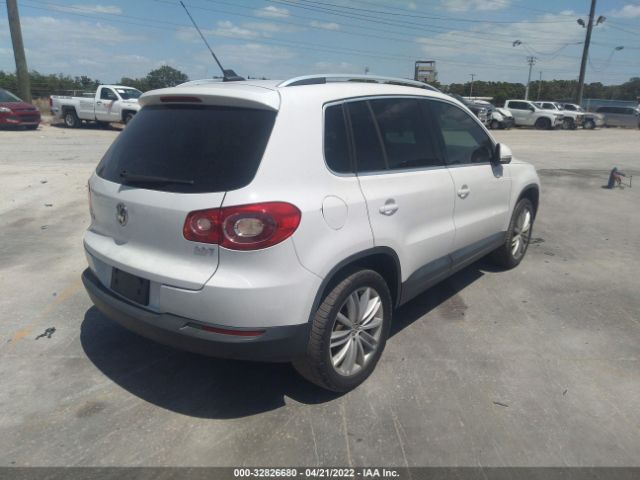 Photo 3 VIN: WVGAV7AX0AW530926 - VOLKSWAGEN TIGUAN 