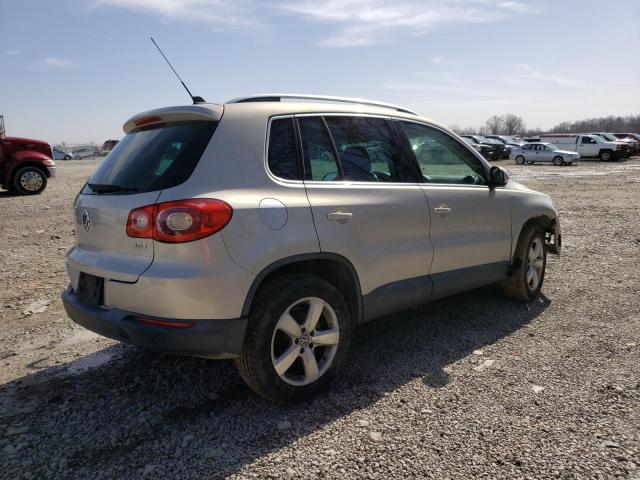 Photo 2 VIN: WVGAV7AX0AW537830 - VOLKSWAGEN TIGUAN S 