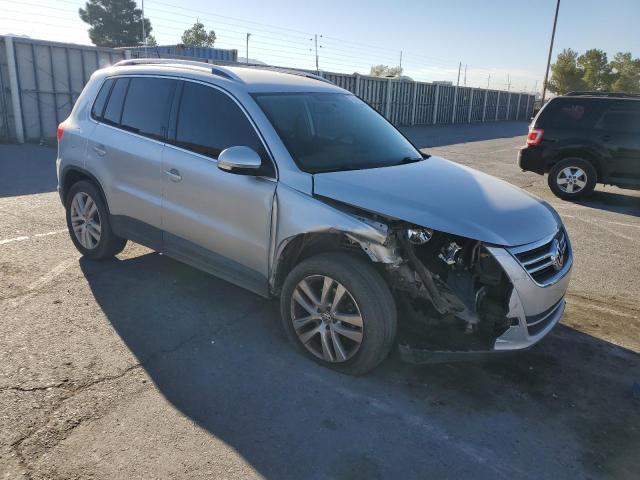 Photo 3 VIN: WVGAV7AX0BW504960 - VOLKSWAGEN TIGUAN S 