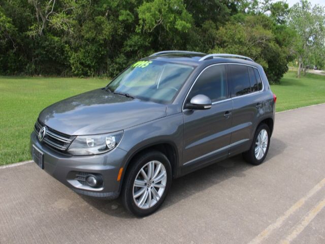 Photo 1 VIN: WVGAV7AX0CW102387 - VOLKSWAGEN TIGUAN 