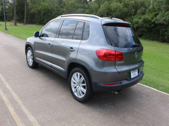 Photo 5 VIN: WVGAV7AX0CW102387 - VOLKSWAGEN TIGUAN 