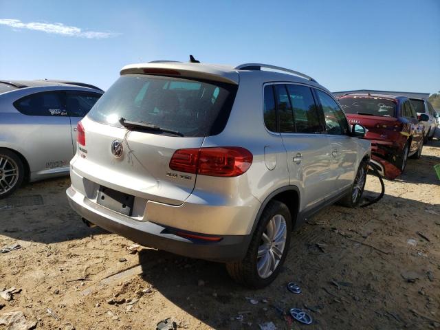 Photo 2 VIN: WVGAV7AX0CW515183 - VOLKSWAGEN TIGUAN S 