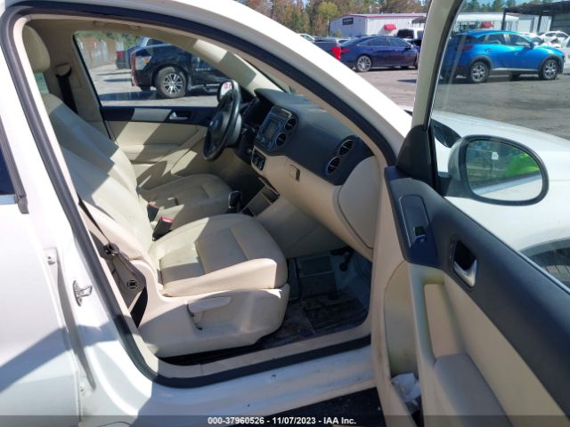 Photo 4 VIN: WVGAV7AX0CW524711 - VOLKSWAGEN TIGUAN 