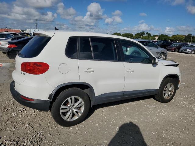 Photo 2 VIN: WVGAV7AX0CW534414 - VOLKSWAGEN TIGUAN S 