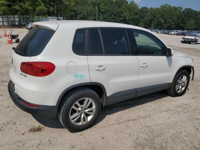 Photo 2 VIN: WVGAV7AX0CW545090 - VOLKSWAGEN TIGUAN S 