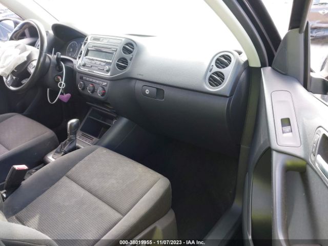 Photo 4 VIN: WVGAV7AX0DW520062 - VOLKSWAGEN TIGUAN 