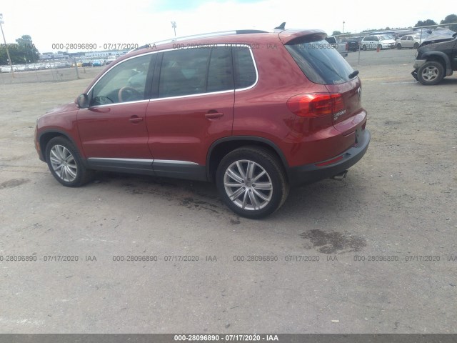 Photo 2 VIN: WVGAV7AX0GW058588 - VOLKSWAGEN TIGUAN 