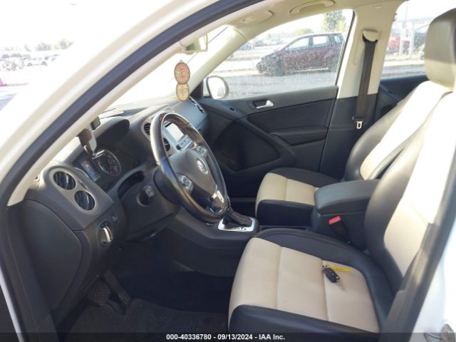 Photo 4 VIN: WVGAV7AX0GW547198 - VOLKSWAGEN TIGUAN 