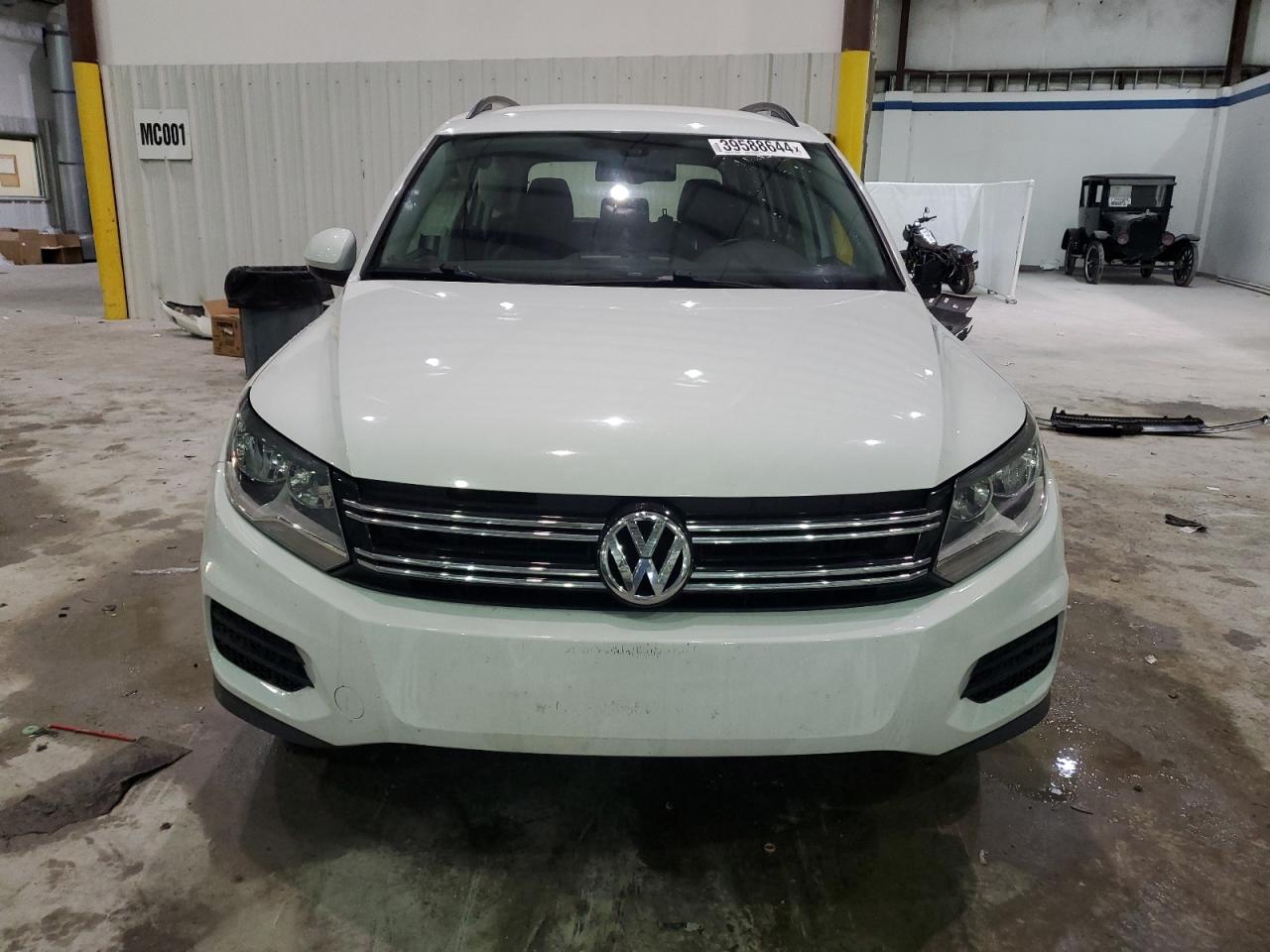 Photo 4 VIN: WVGAV7AX0GW574756 - VOLKSWAGEN TIGUAN 