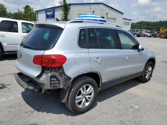 Photo 2 VIN: WVGAV7AX0GW615158 - VOLKSWAGEN TIGUAN SE 