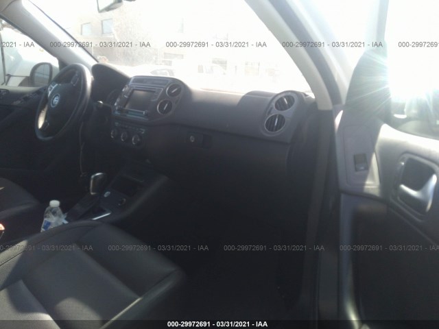 Photo 4 VIN: WVGAV7AX0HK007567 - VOLKSWAGEN TIGUAN 