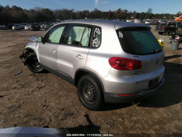 Photo 2 VIN: WVGAV7AX0HK047714 - VOLKSWAGEN TIGUAN 