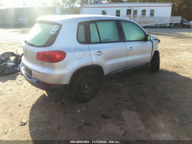 Photo 3 VIN: WVGAV7AX0HK047714 - VOLKSWAGEN TIGUAN 