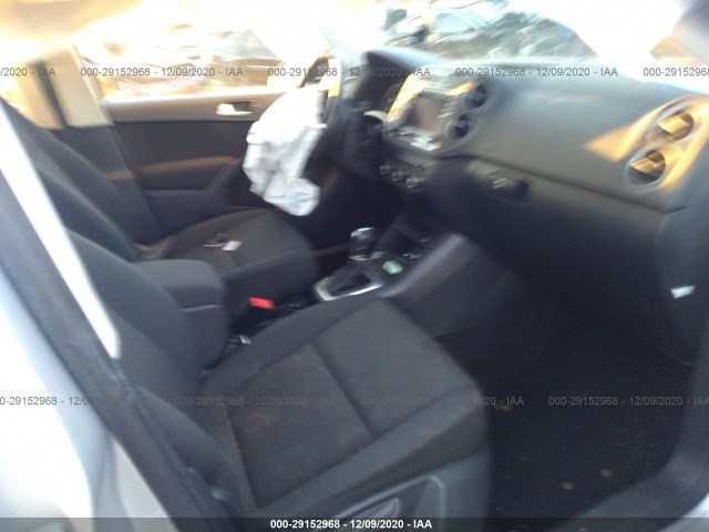 Photo 4 VIN: WVGAV7AX0HK048751 - VOLKSWAGEN TIGUAN 