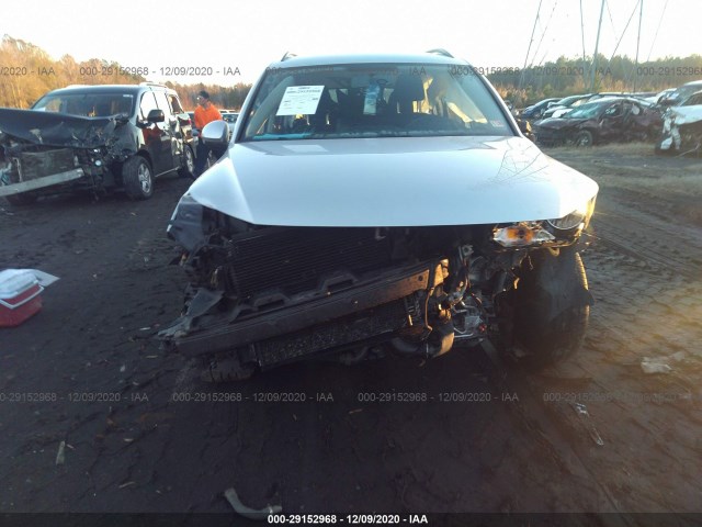 Photo 5 VIN: WVGAV7AX0HK048751 - VOLKSWAGEN TIGUAN 