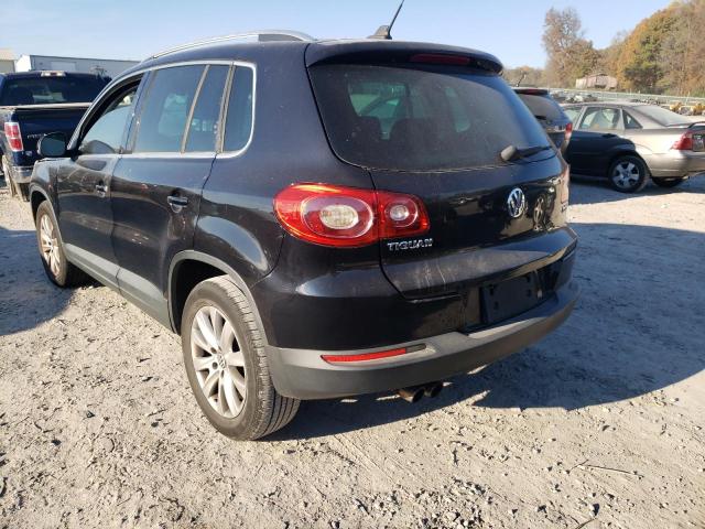 Photo 2 VIN: WVGAV7AX1AW000867 - VOLKSWAGEN TIGUAN S 