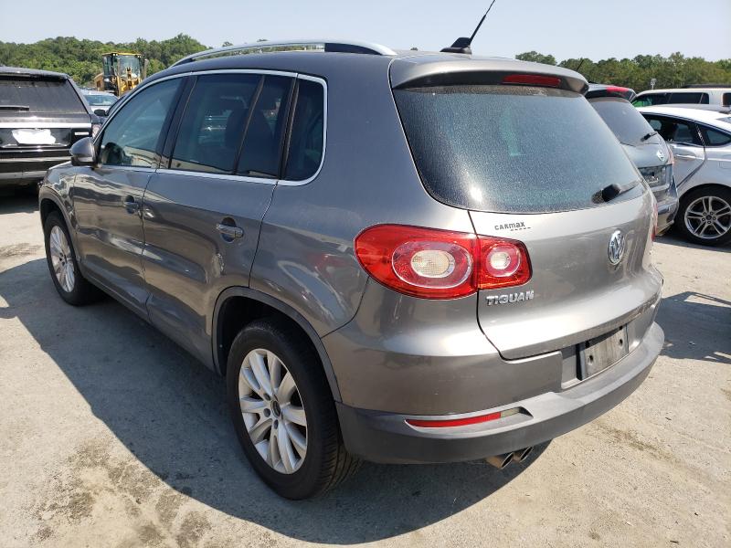 Photo 2 VIN: WVGAV7AX1AW500687 - VOLKSWAGEN TIGUAN S 