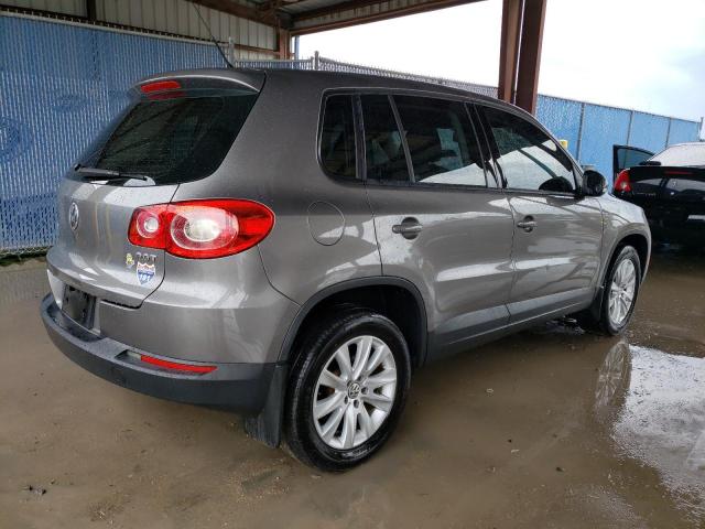 Photo 2 VIN: WVGAV7AX1AW514363 - VOLKSWAGEN TIGUAN S 