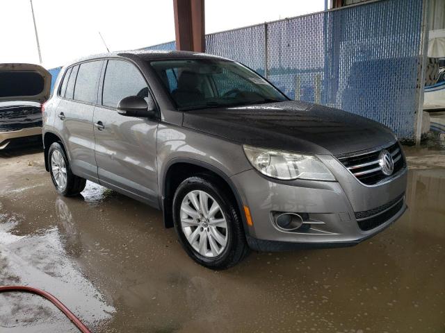 Photo 3 VIN: WVGAV7AX1AW514363 - VOLKSWAGEN TIGUAN S 