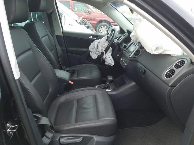 Photo 4 VIN: WVGAV7AX1AW530451 - VOLKSWAGEN TIGUAN S 