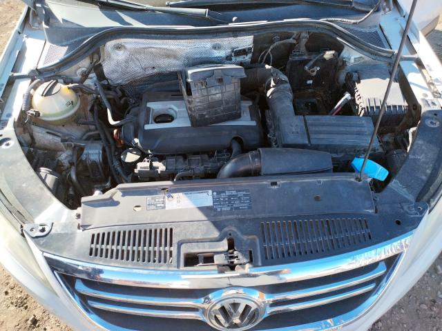 Photo 6 VIN: WVGAV7AX1AW532510 - VOLKSWAGEN TIGUAN 