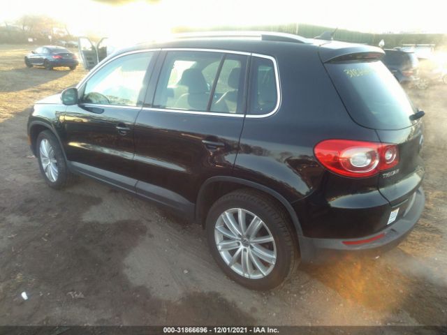 Photo 2 VIN: WVGAV7AX1BW504420 - VOLKSWAGEN TIGUAN 